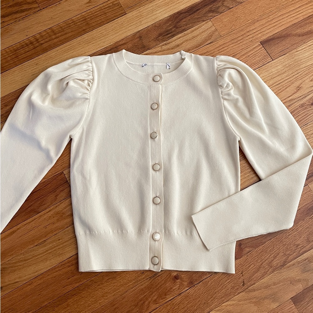 VINTAGE 1980’s Puff Sleeve Cardigan